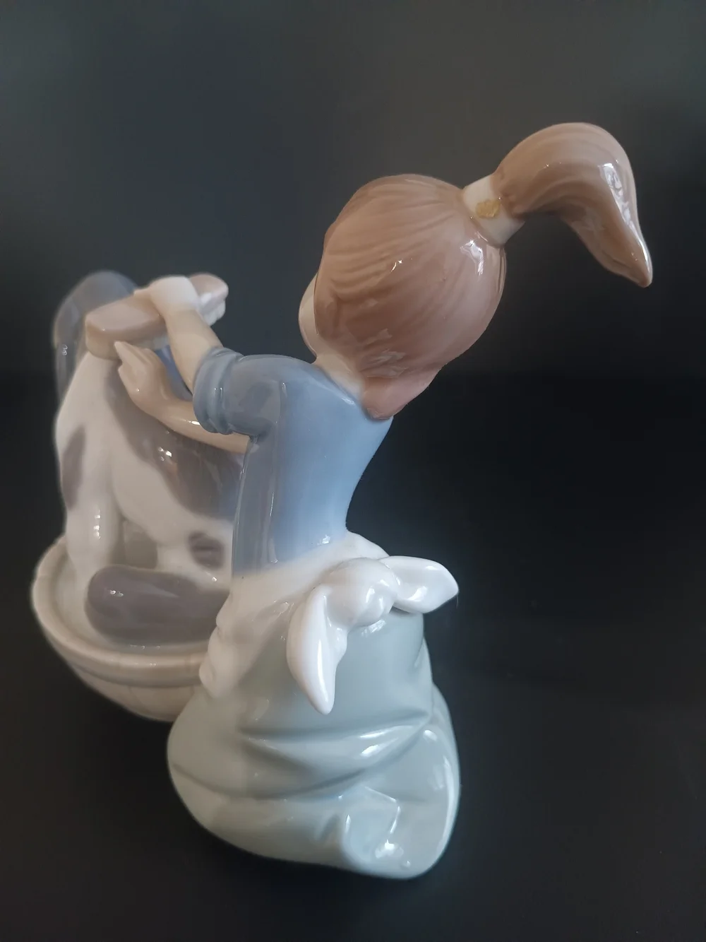 LLADRÓ Bashful Bather Porcelain Girl Bathing Dog Figurine - White, Gray, Brown